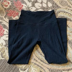 Beyond Yoga Spacedye Caught in the Midi high waisted leggings in Darkest Night